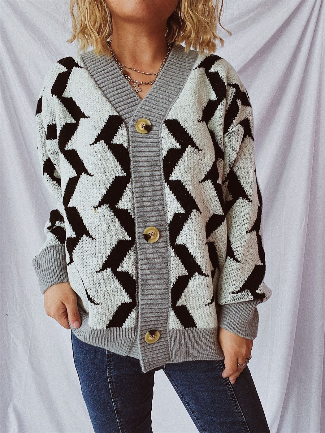 Contrast Trim Geometric V-Neck Long Sleeve Cardigan-BT8D