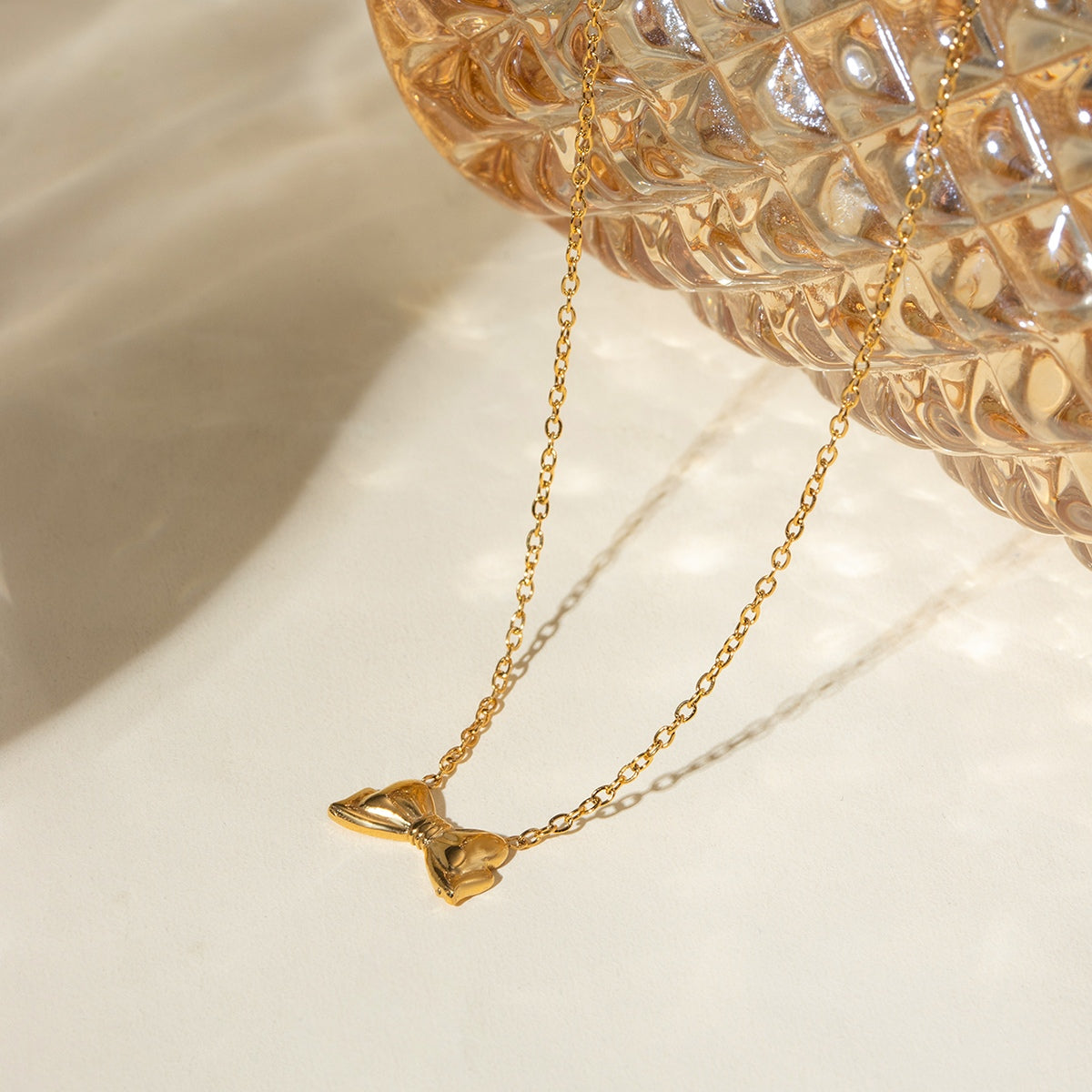 18K Gold-Plated Stainless Steel Bow Necklace-BT8D