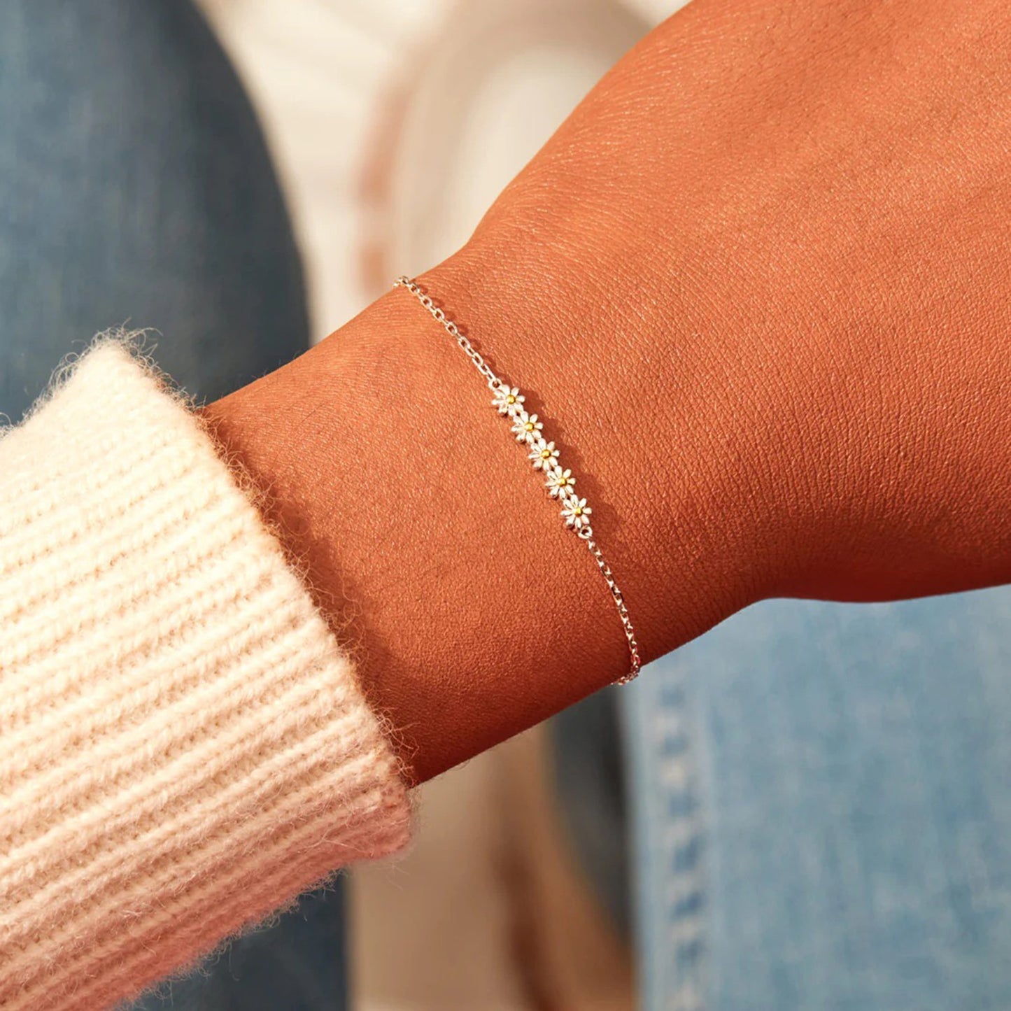 Daisy Shape Spring Ring Closure Bracelet-BT8D