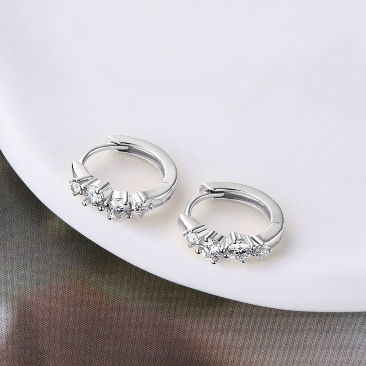 925 Sterling Silver Moissanite Huggie Earrings-BT8D