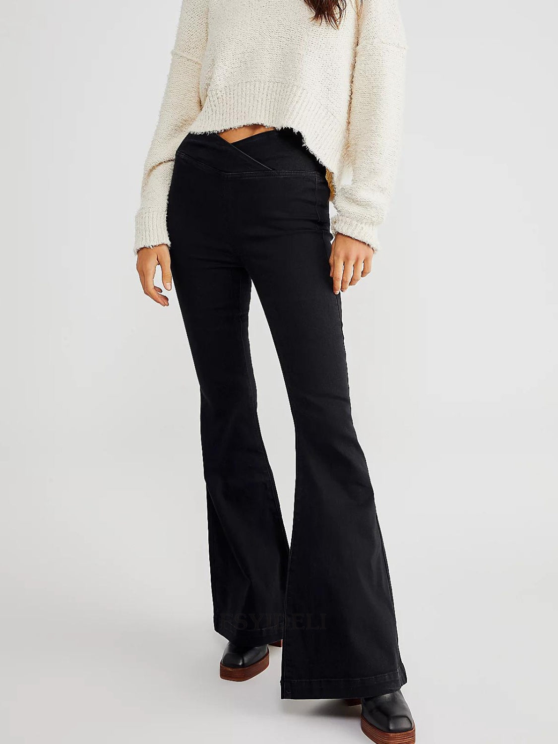 Asymmetric Waist Flare Jeans-BT8D