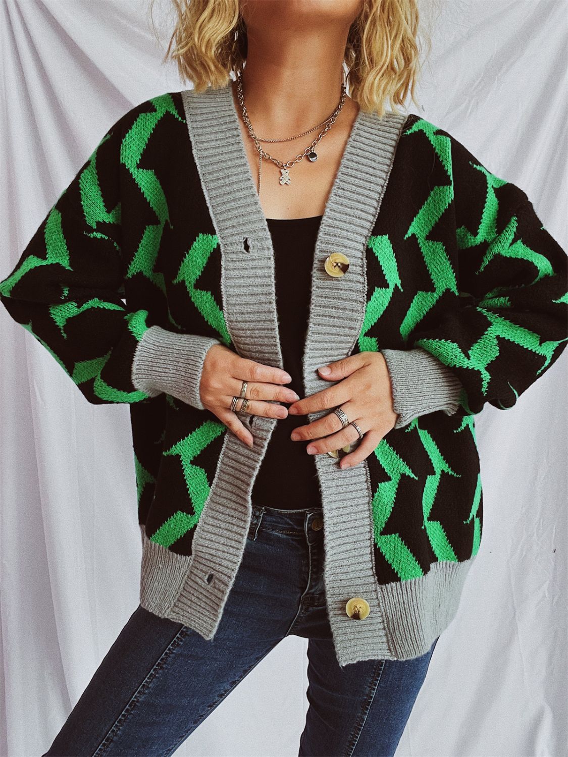 Contrast Trim Geometric V-Neck Long Sleeve Cardigan-BT8D
