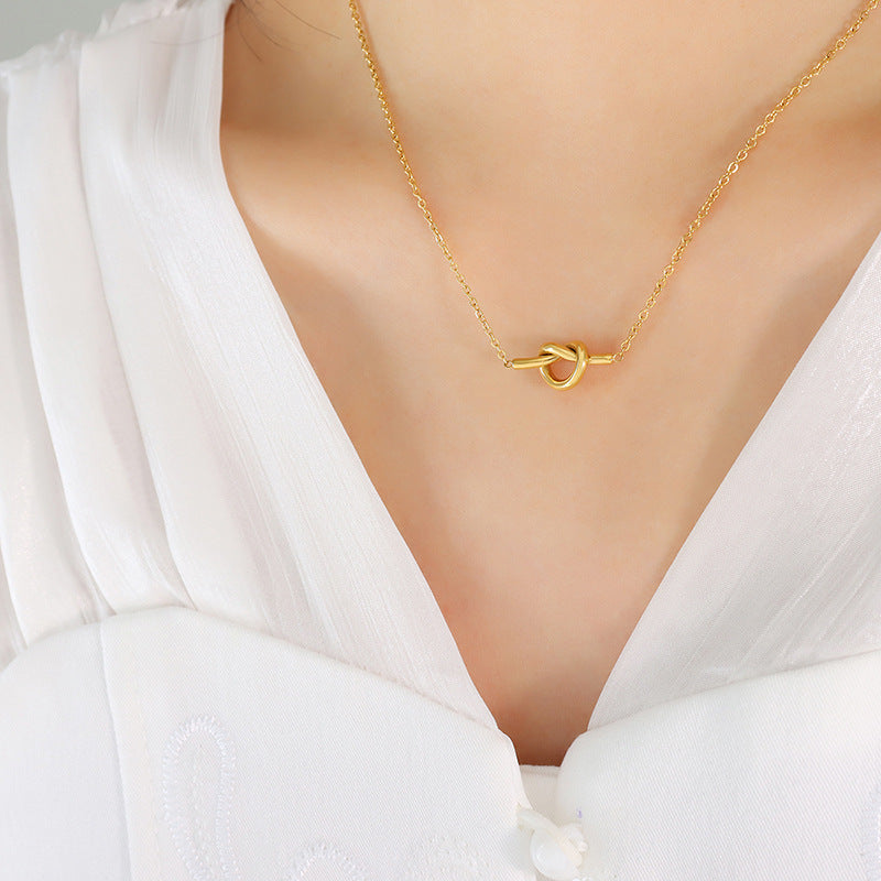 18K Gold-Plated Titanium Steel Knot Necklace-BT8D