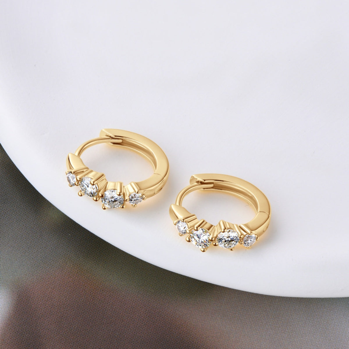 925 Sterling Silver Moissanite Huggie Earrings-BT8D