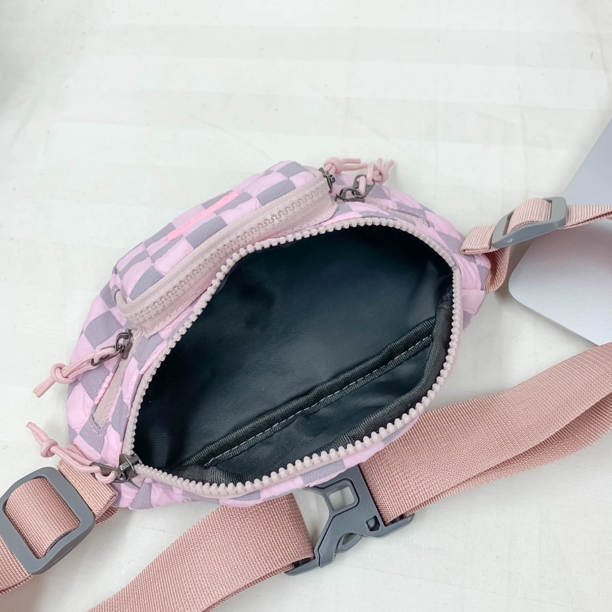 Checkered Adjustable Strap Nylon Crossbody Bag-BT8D