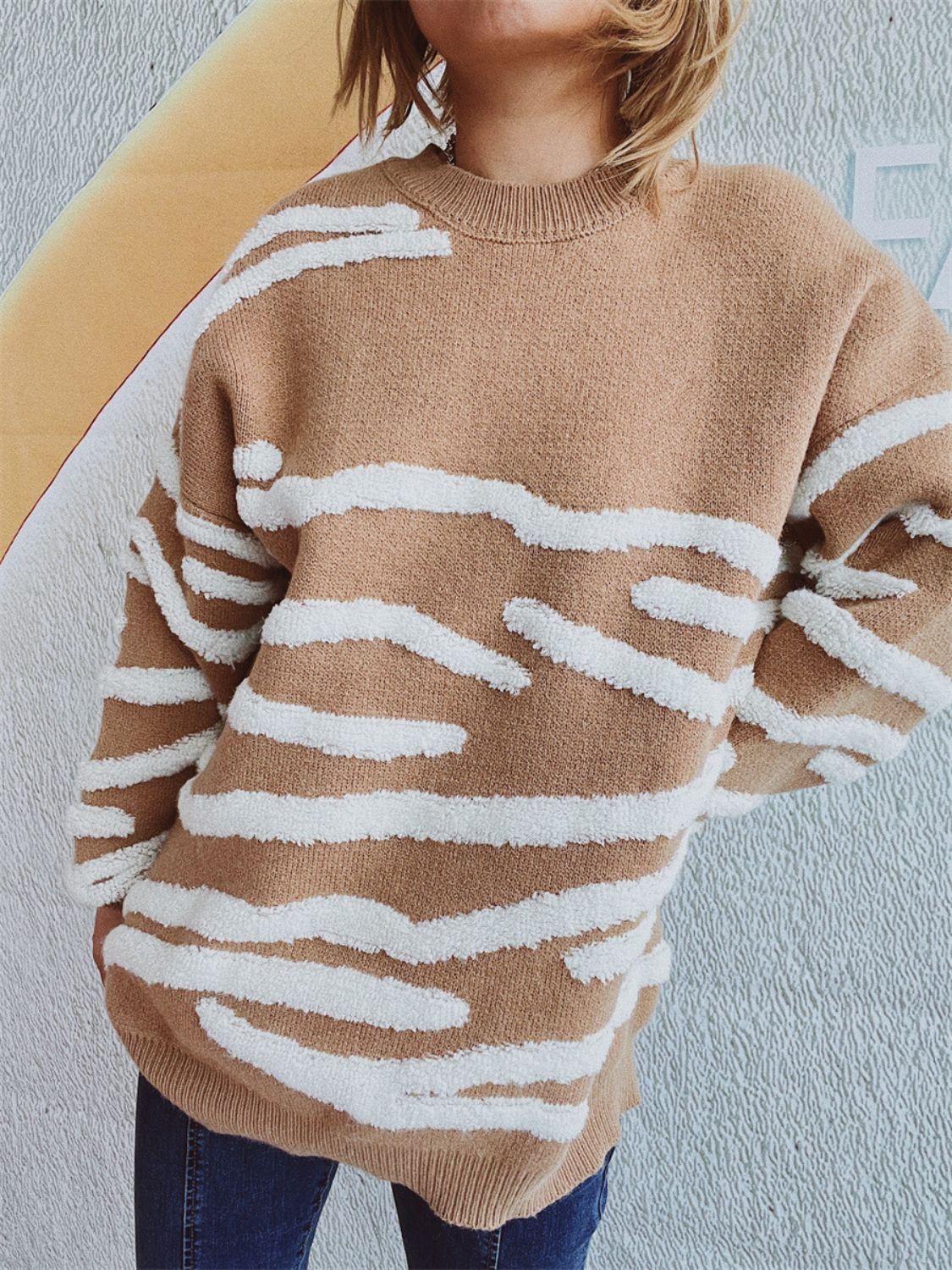 Contrast Round Neck Long Sleeve Sweater-BT8D