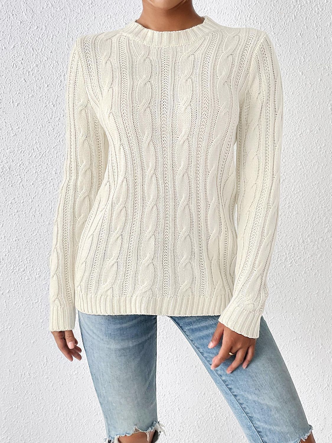 Cable-Knit Round Neck Sweater-BT8D