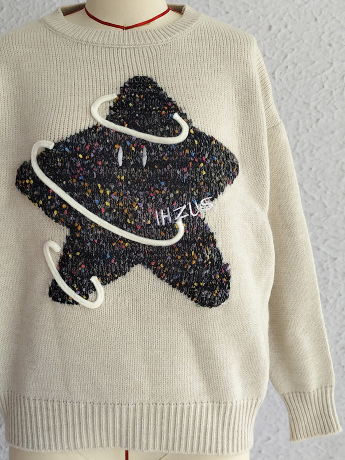 Contrast Star Round Neck Long Sleeve Sweater-BT8D