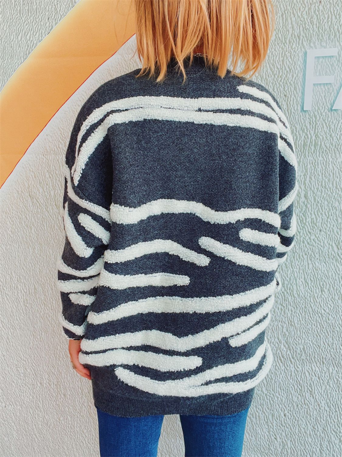 Contrast Round Neck Long Sleeve Sweater-BT8D