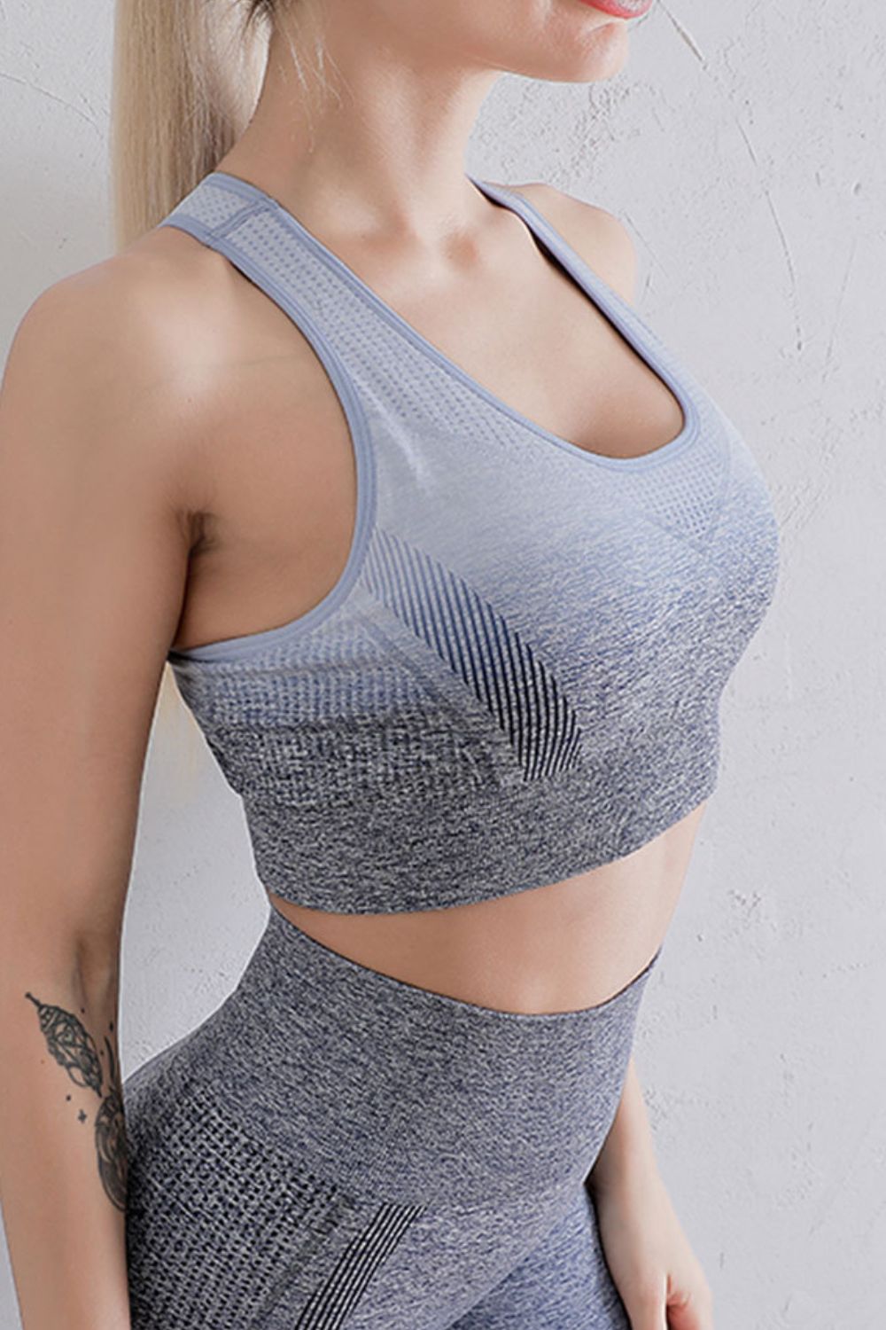 Gradient Sports Bra And Leggings Set