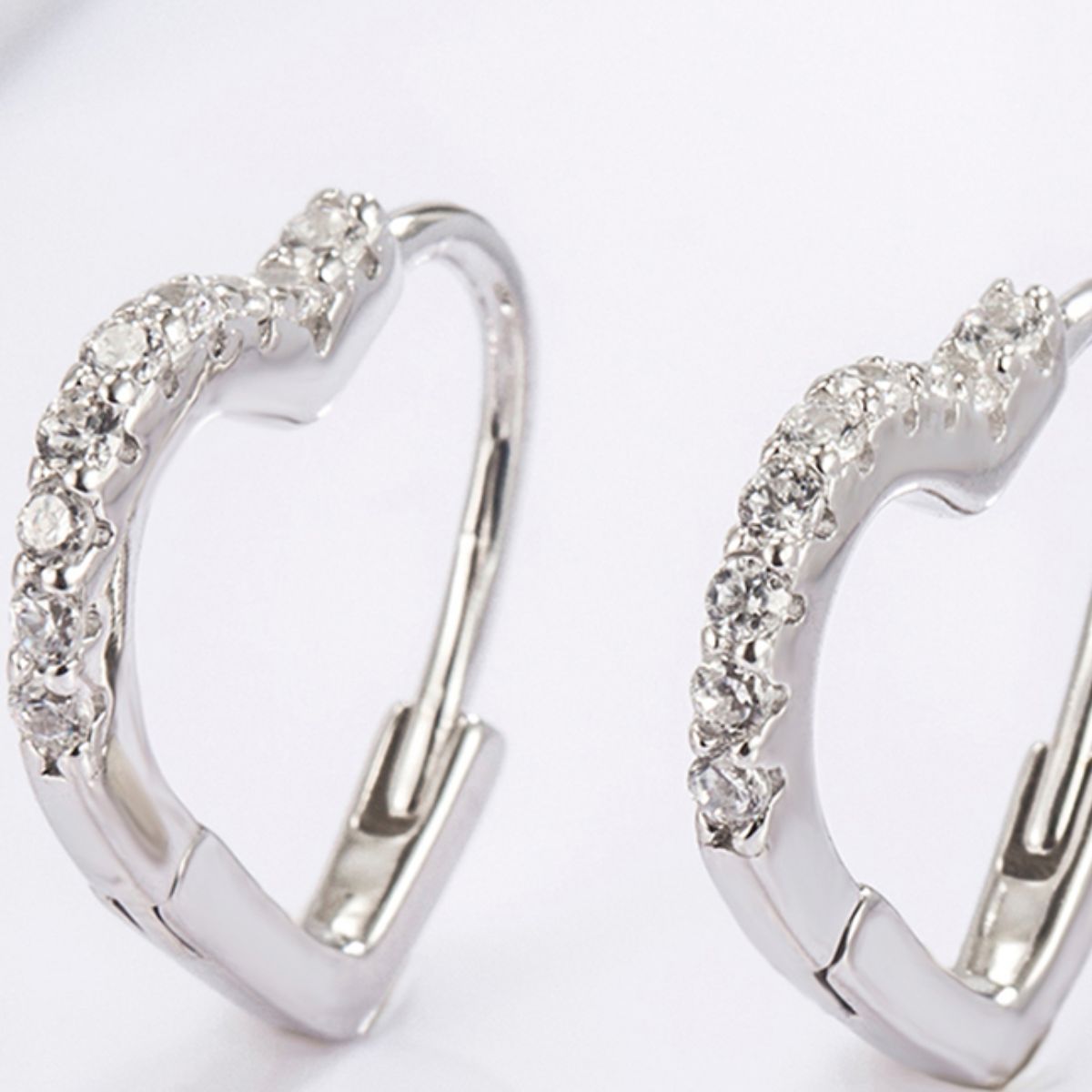 925 Serling Silver Zircon Heart Shape Earrings-BT8D
