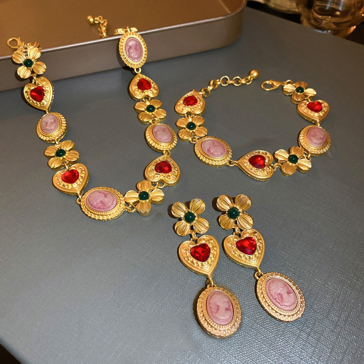Copper Inlaid Rhinestone Necklace-BT8D