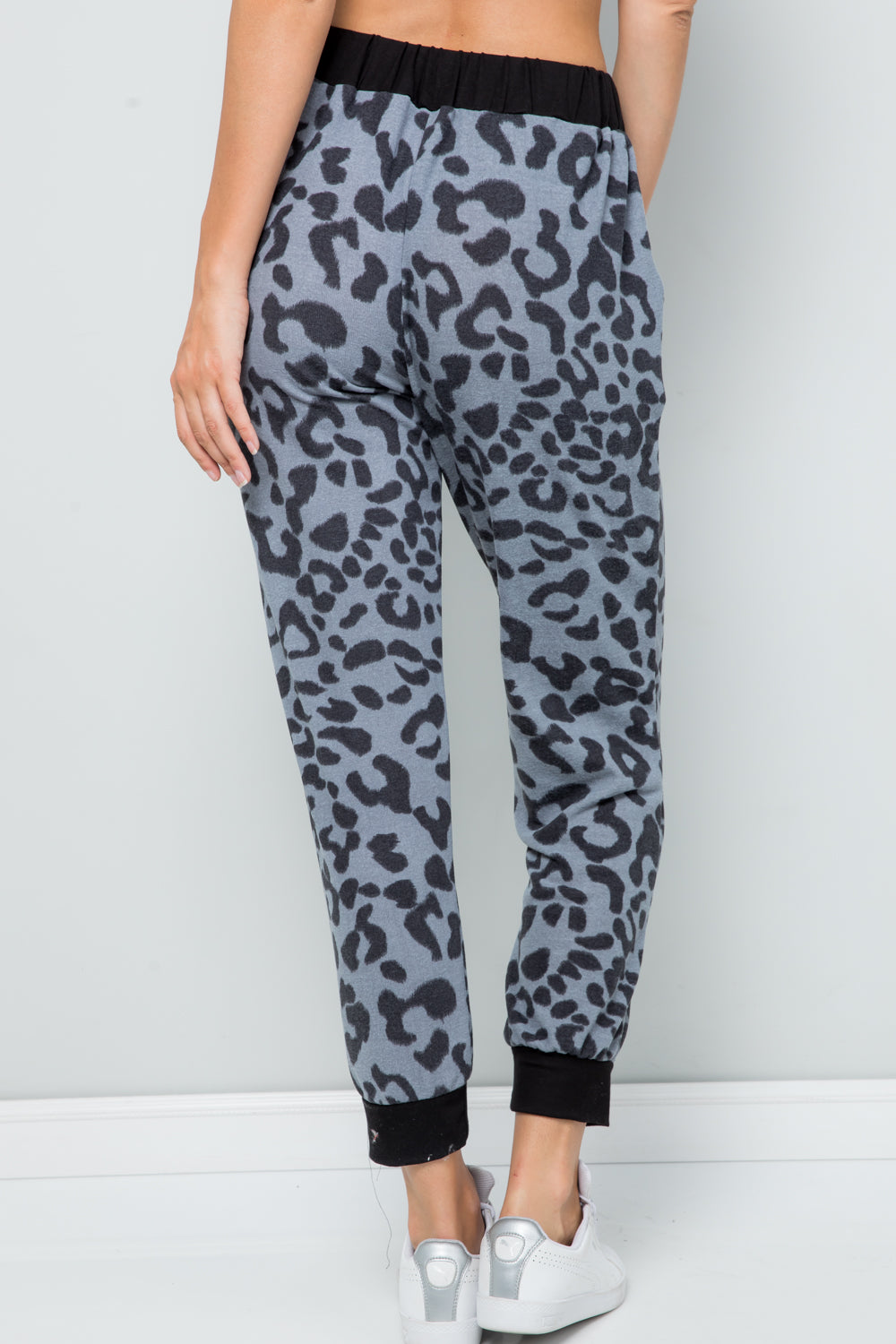 Celeste Full Size Leopard Contrast Sweatpants-BT8D