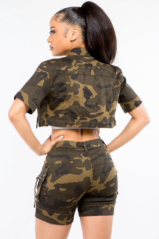 American Bazi Full Size Camouflage Short Sleeve Cropped Jacket-BT8D