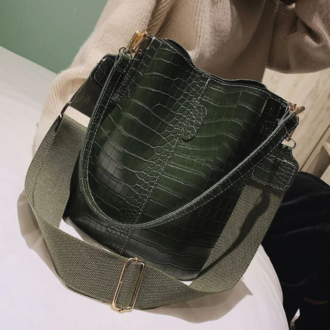Blake Shoulder Bag -Olive Croc-BT8D