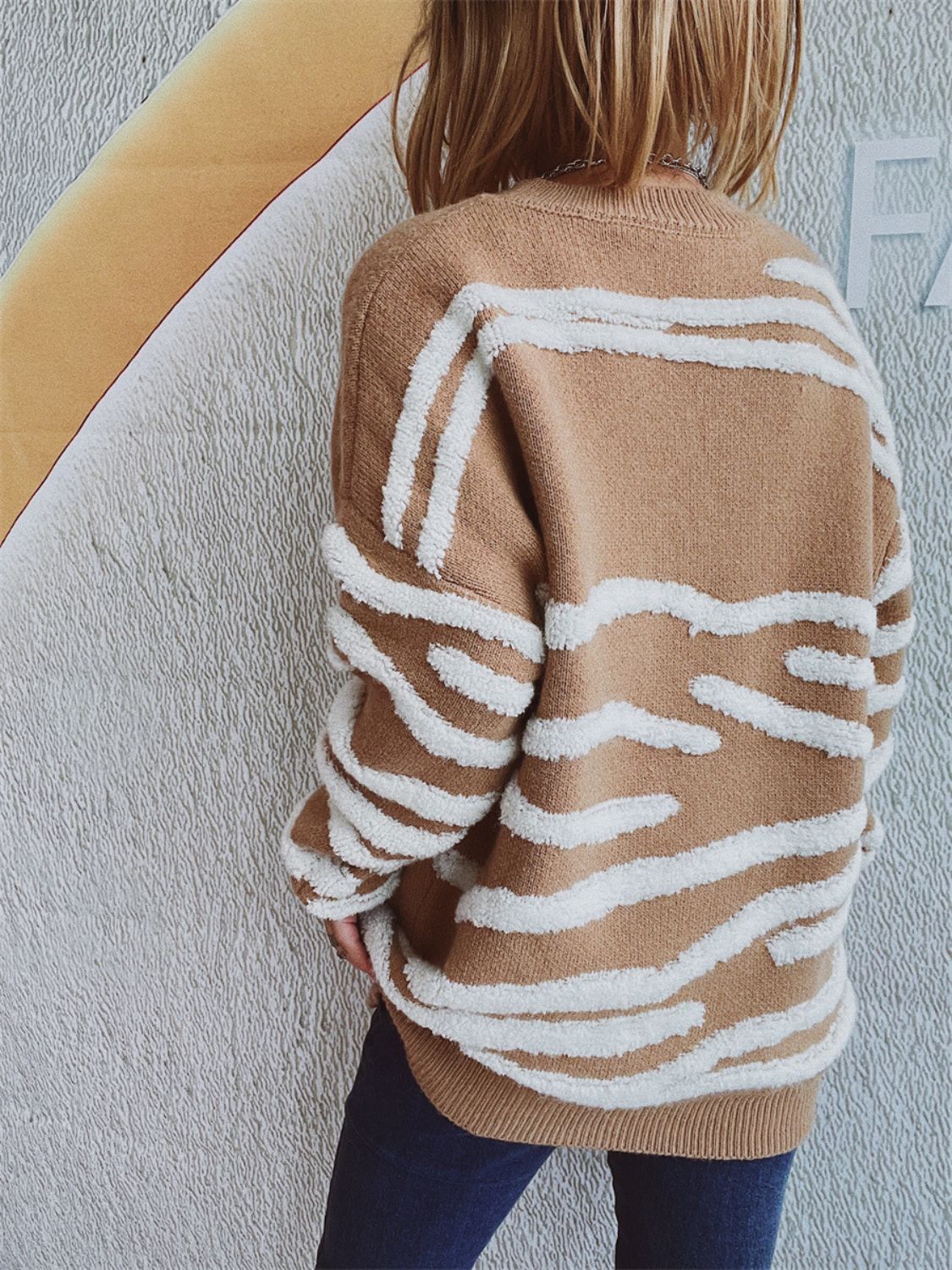 Contrast Round Neck Long Sleeve Sweater-BT8D