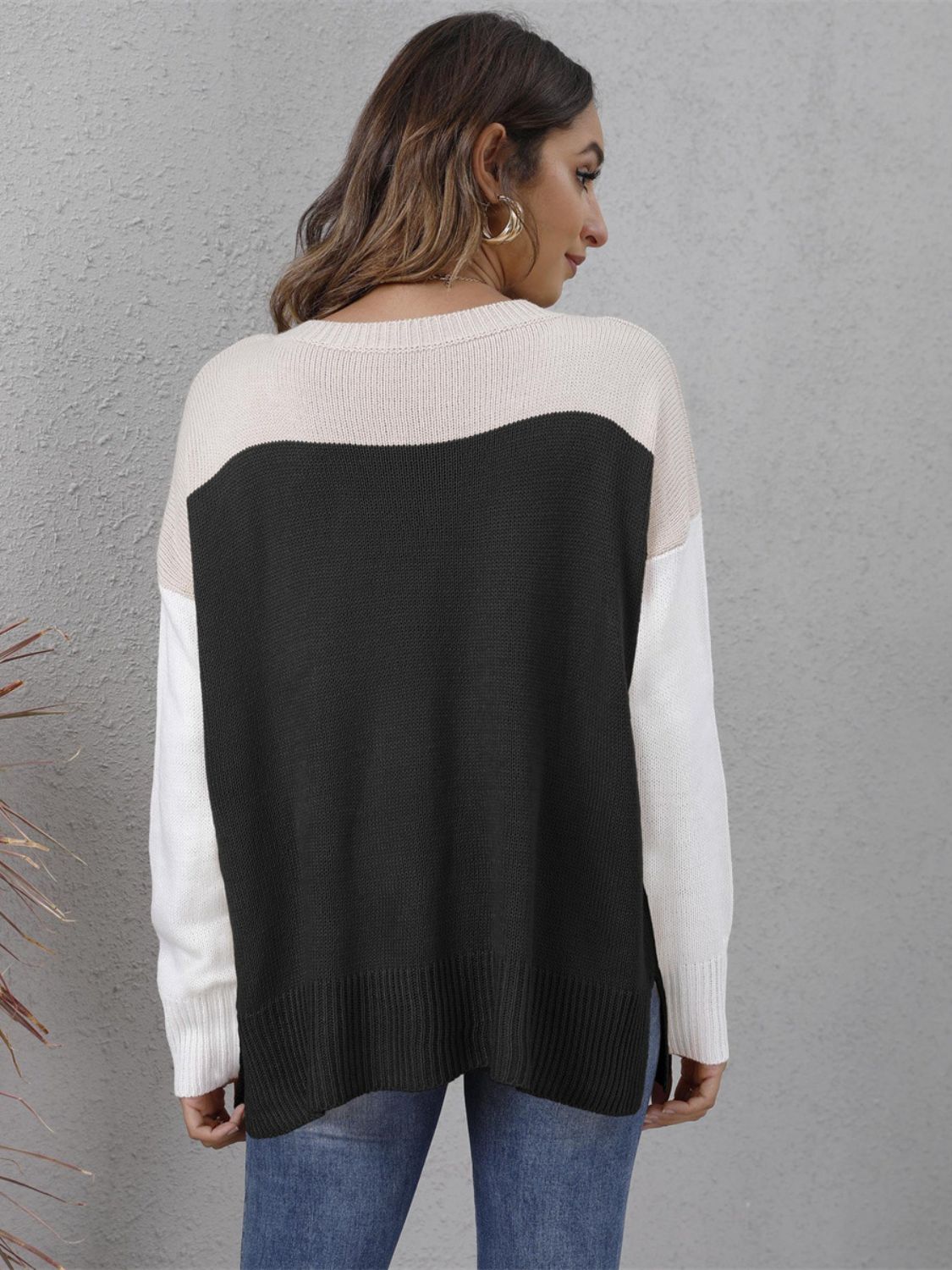 Color Block Round Neck Sweater-BT8D