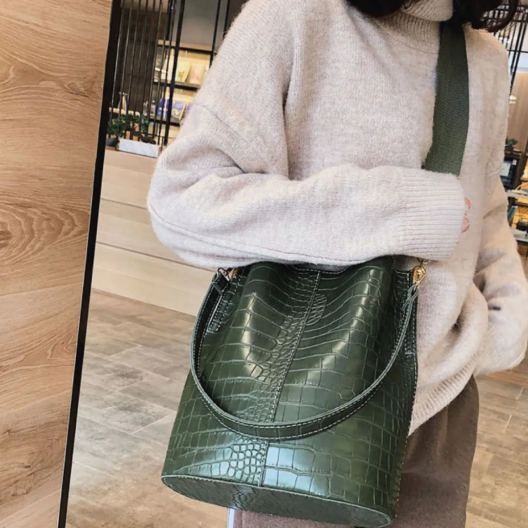 Blake Shoulder Bag -Olive Croc-BT8D